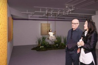 艾敬推出“我们需要爱”艺术展