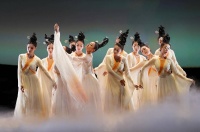 胡阳首次执导舞蹈诗剧，《九歌》舞出瑰丽的东方神话