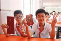 金漆镶嵌艺术精品展走进朝阳实验小学