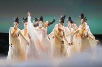 青年舞者胡阳首次执导舞蹈诗剧致敬传统文化 《九歌》舞出瑰丽的东方神话