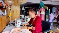 傣家衣匠玉段：一针一线绘春秋 匠心传承三十载