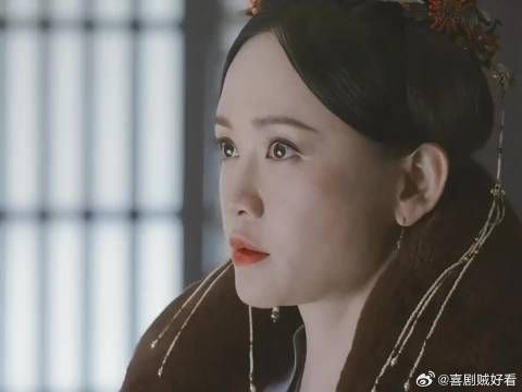 季淑然为了前程一把火烧了初恋,再见居然是太卜令