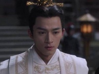 太子对权柄的渴望已至疯狂，令人心惊胆战