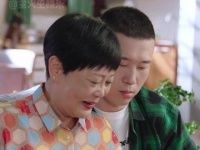 张九龄助杨九郎重拾母爱之情，这场景难道不正像是德云社后台的真实写照吗？