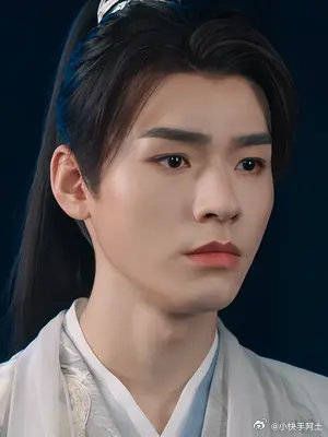 东方月初:听说有人叫我大小姐?