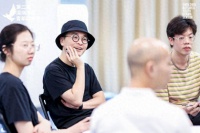 刘晓义大师工作坊，带领戏剧青年探索多维度的实验可能