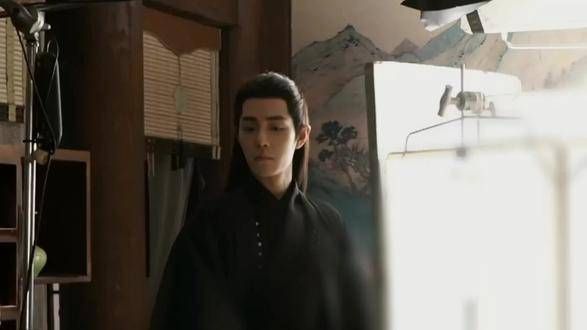 时影的命运愈发显得凄楚,先是遭受徒弟无情的背叛…