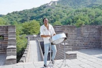 特多乐手八达岭长城上奏响《茉莉花》