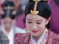 “我的宝贝胡辇”，“你在做什么呢，我这么做都是为了守护你”，你先回家等我，晚饭一起吃…