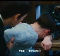 江心白对颜南星不问缘由的相护，真好磕~~ ·