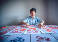 刀尖上的世界 剪出来的美