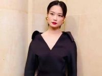 哇，李宇春的气质简直绝了！超级优雅动人！美感爆棚 李宇春