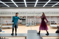 日落开演，森林剧场版《仲夏夜之梦》打破梦幻与真实的边界