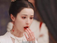 感觉眩晕了呢~ 或许是假装的