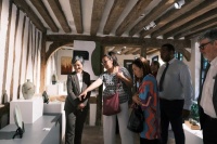 中法艺术交流10年之约！施珍越窑青瓷艺术展法国鲁昂开幕