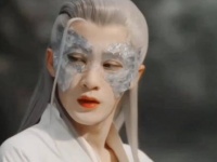 在众多角色中，你心中所属是那位银装素裹的相柳大人…