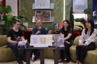 乌利茨卡娅作品首次结集出版，着力探讨小人物和女性的生存困境