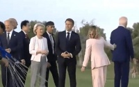 “看到拜登，G7领导人们都惊了：比去年老了很多”