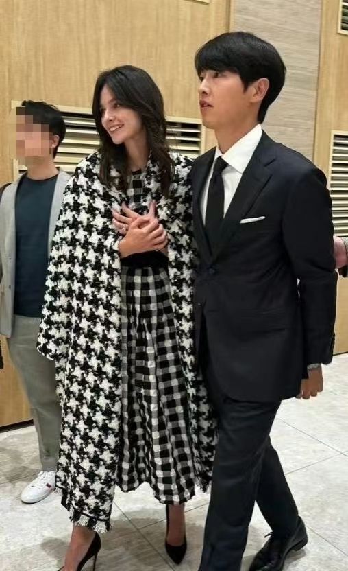 宋钟基妻子凯蒂怀二胎 二胎出生地备受关注