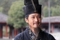 此人与苏轼齐名，6岁时创作一首诗，最后两句引人深思