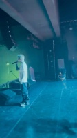 罗言的两个伴舞：邓典果 & Melo