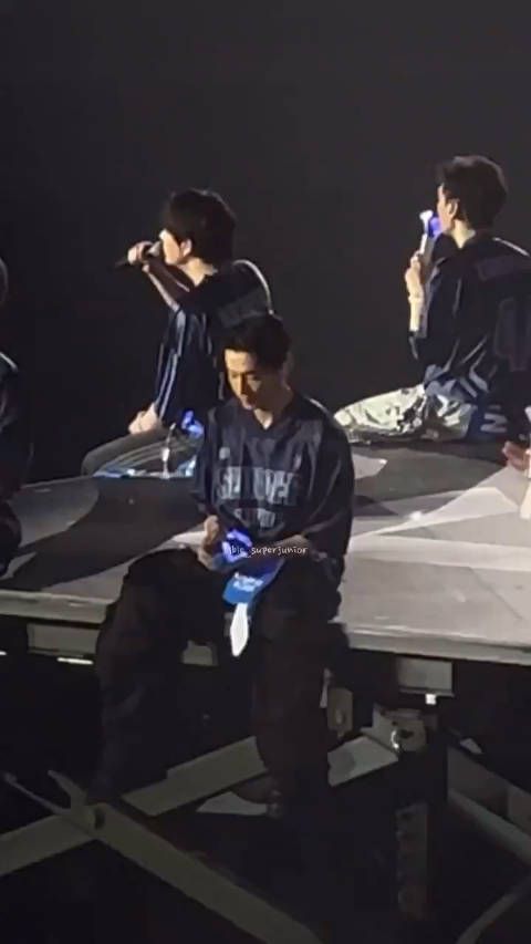另一个用途的应援棒 Cr:Blble_superjunior