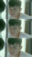 这一蹙眉间的笑容，心跳瞬间加速……