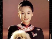 陈凯歌为陈红接连选购了三十款服饰…