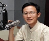 主持人裘英俊评侯耀华清理门户