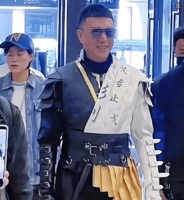 孙红雷COS李白荣耀典藏：服装惊艳，发型略显遗憾