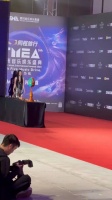 一般人穿不出高定的气质，但是tia可以！