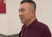 杨议怒怼德云社艺人：相声界的“口水战”再起波澜