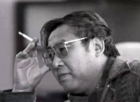 作家路遥：一天要抽3包好烟，6年抽掉了三四套房，一生只存下1万块