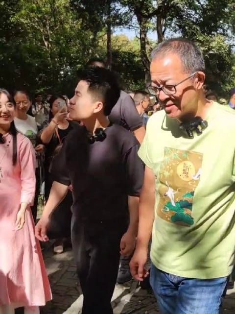 偶遇董宇辉和俞敏洪,两个人还挺好的,我以为他们两个的情感大于财富