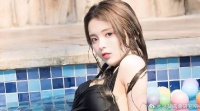 杨超越：我照镜子，是会被自己丑哭的