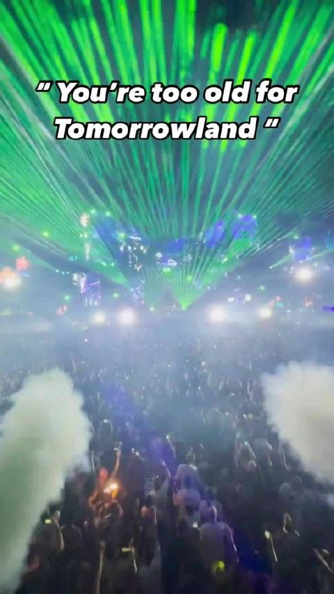 老了蹦不动也要去电音节的资深raver!