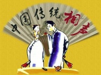 终于知道郭德纲，为啥拜师侯耀文，杨议没师父罩着，看样子要吃亏