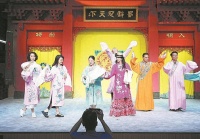 看川剧逛玉林 电影工作者体验地道成都味