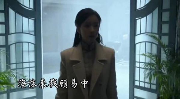 虽然我知道雨是人工的,但是请不要把阳光拍的那么明显