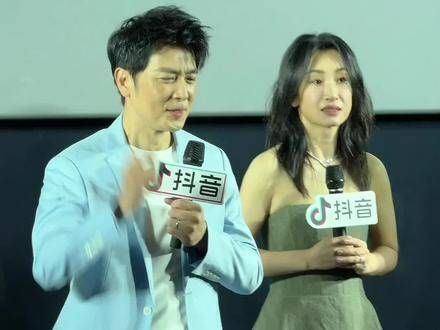 在活动现场大跳“飒”舞(纯享版),这份快乐让人好生羡慕