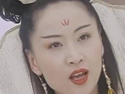小时候总疑惑,邀月宫主美貌与武艺并存,为何没能赢得燕南天的心…