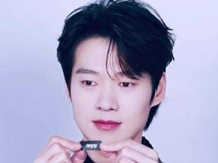 哥哥总能把xyy深藏心底,我的心因此得到了直接的慰藉与治愈,这辈子…