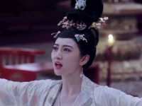 李俶从来不会让珍珠下跪