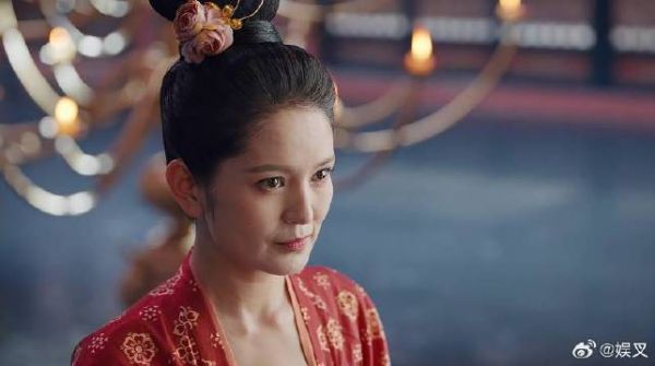 天子和公主争权! 身边惊现“天女娅”,玄幻了