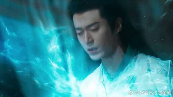 颜如山小瞧恶妖,首领召唤月圆之光,逼他现出原形