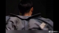 纯真岁月：小伙发现新兵是个娘们，就趁机想占便宜，不料惨了