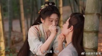 嵇炀中毒深太虚弱 南颜拿来灵荆草，成功帮他恢复体力