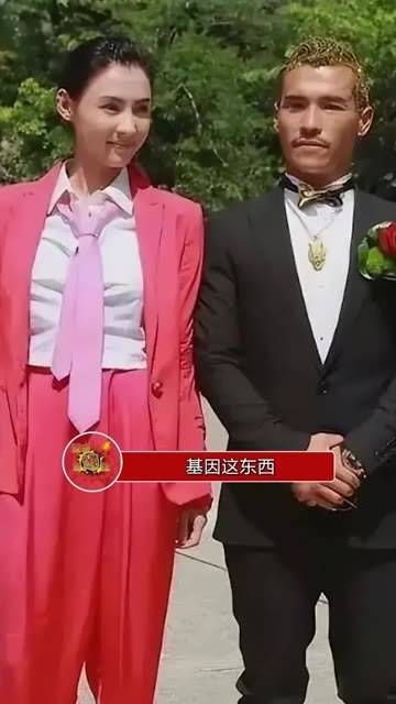 张柏芝与弟弟的合影,真的一点都不相像