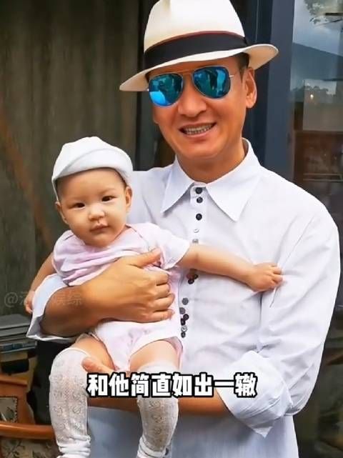 一组高清照曝光,看清周杰女儿长相,难怪面对秦岚的青睐无动于衷