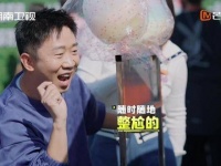杨迪这表演型的人格，随时随地都能开启表演模式！